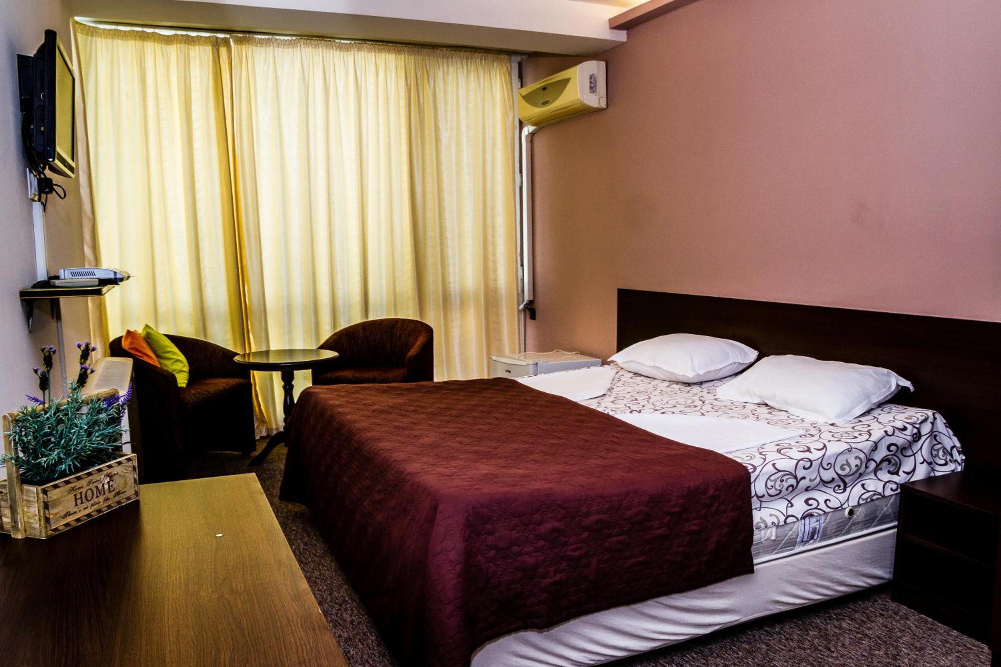 Hotel Sezoni South Burgas Exterior foto