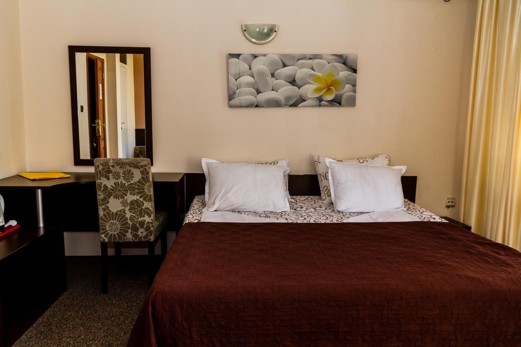 Hotel Sezoni South Burgas Exterior foto